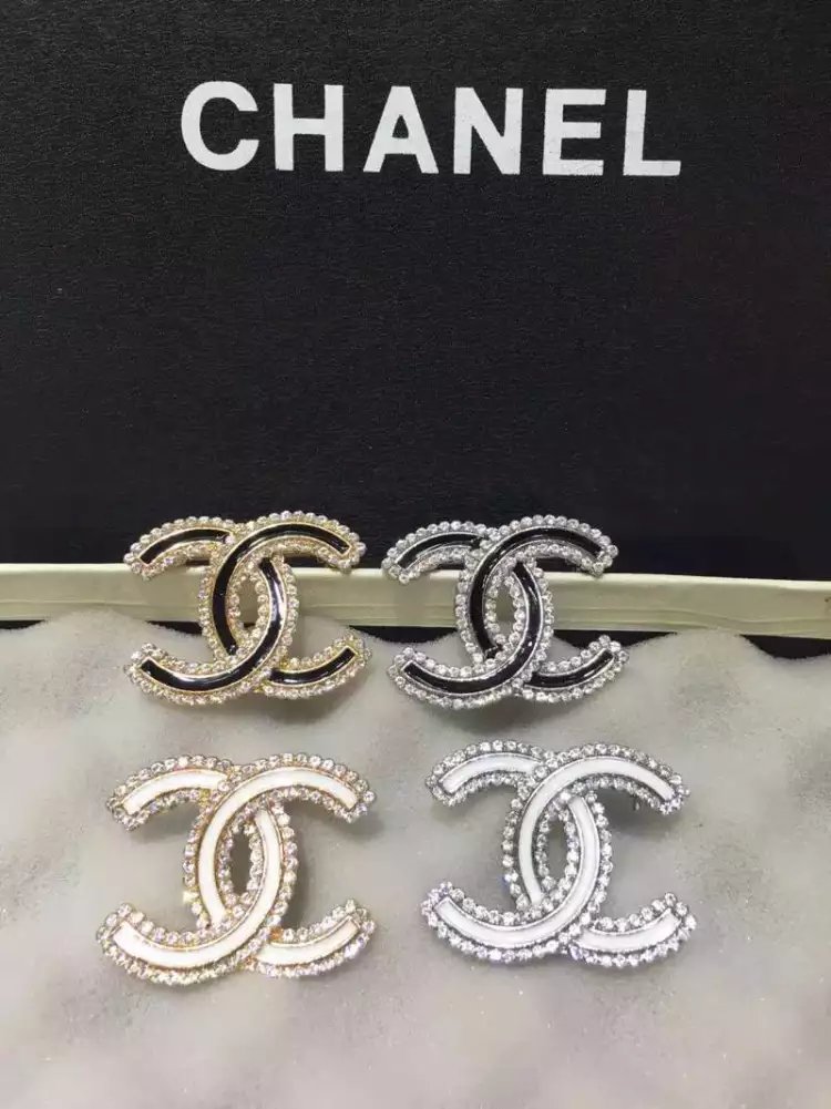 Spilla Chanel Modello 238